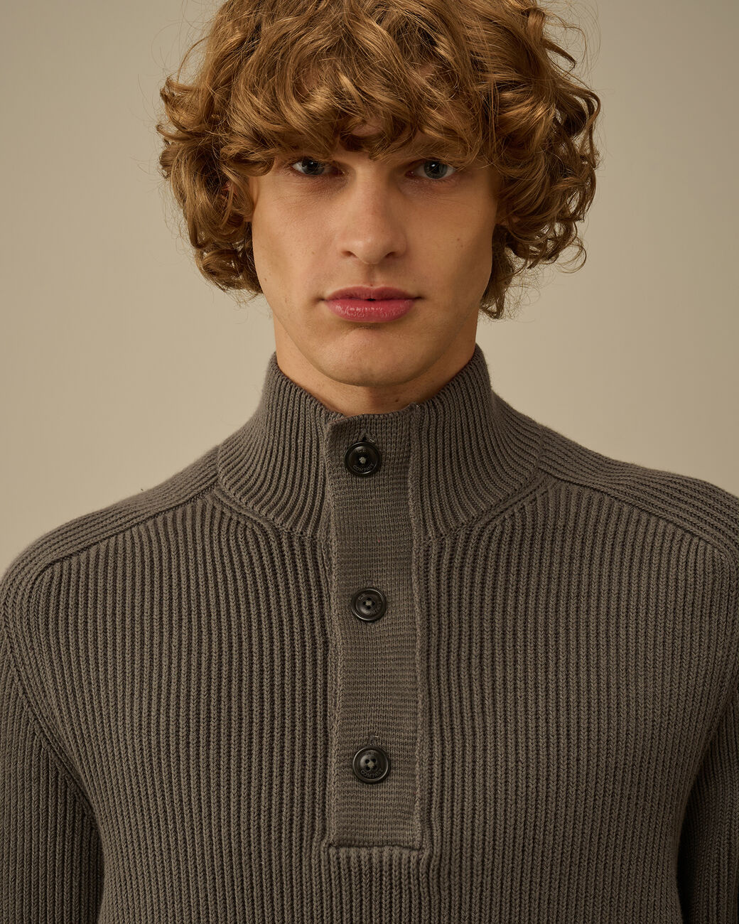 RIB HALF BUTTON SWEATER