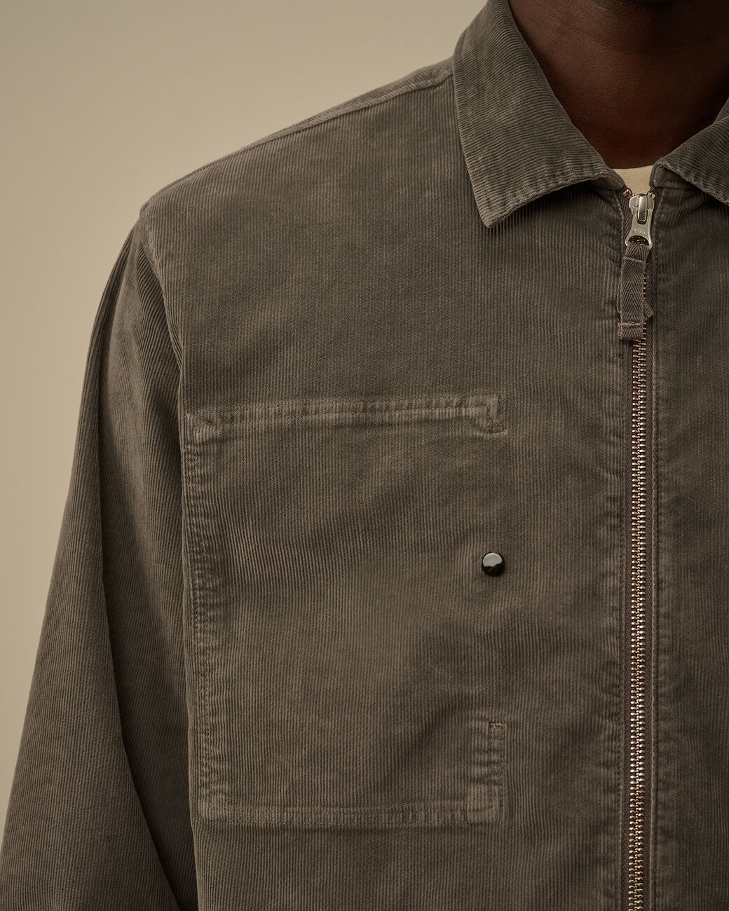 LENS ZIPPED OVERSHIRT