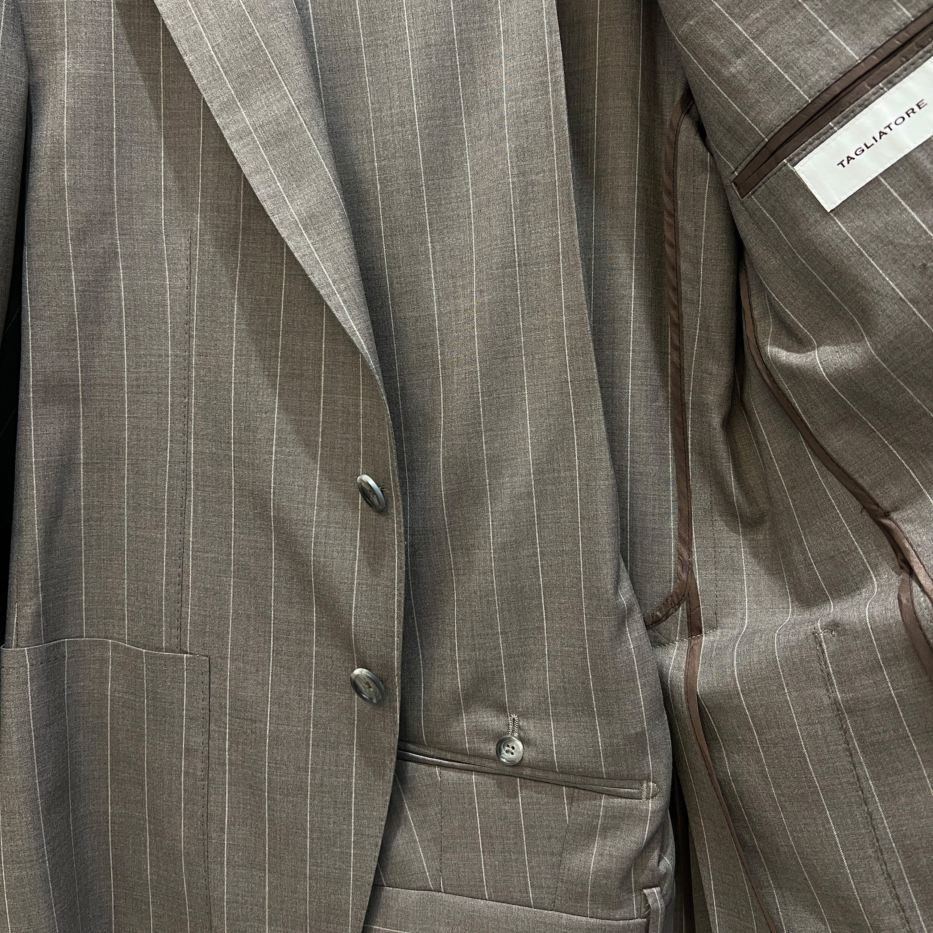 VIRGIN WOOL SUIT - PINSTRIPE BEIGE/WHITE