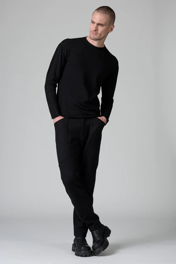 Black Virgin Wool Round Neck Knit