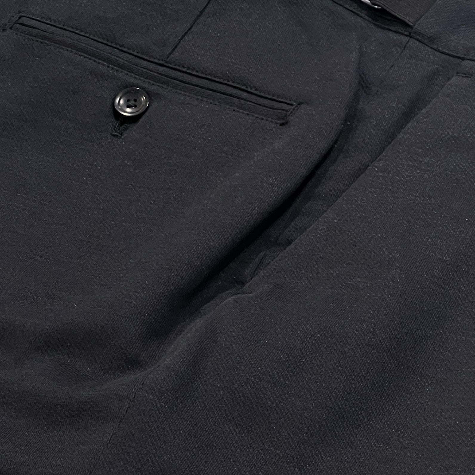 PLEATED TROUSERS - CHARCOAL