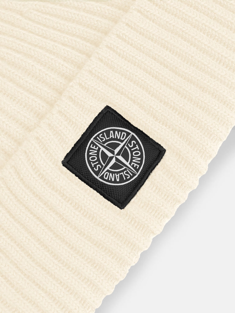 IVORY BEANIE WITH COMPASS LOGO